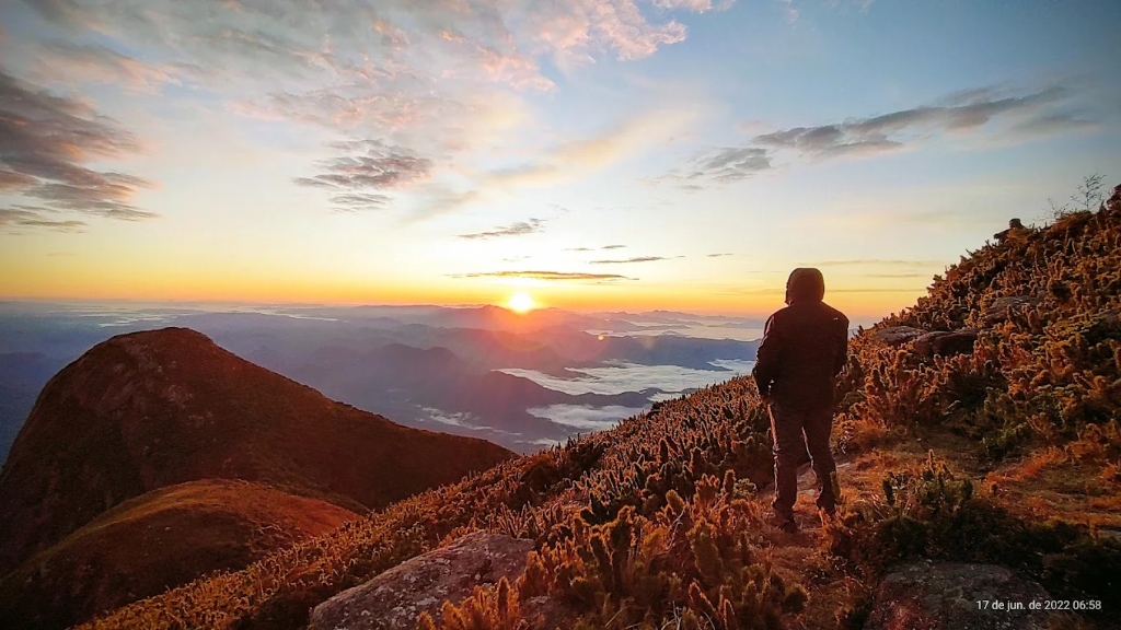 Pico Paraná - O Ponto Mais Alto do Sul do Brasil (1.877m)