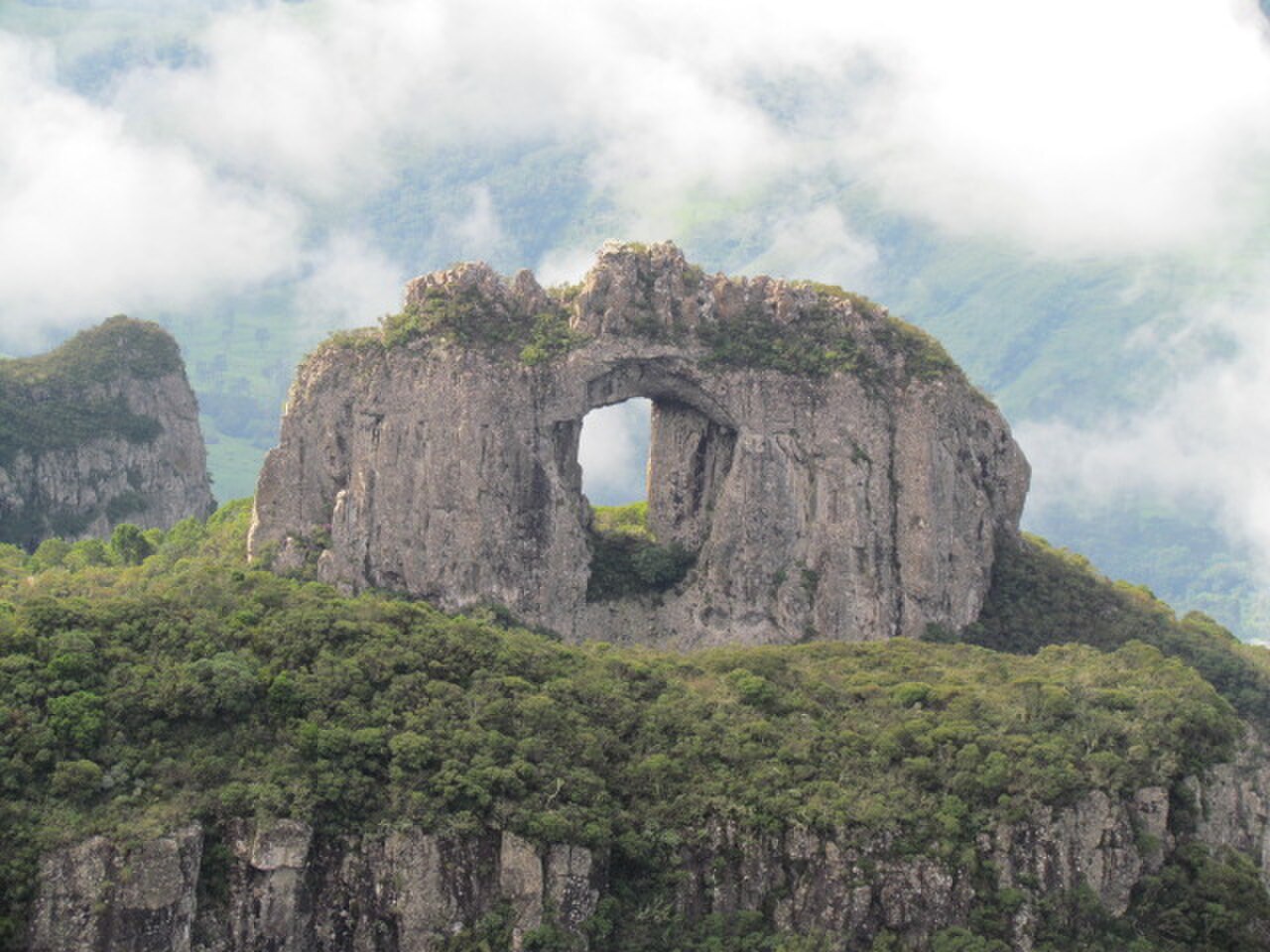 Trilha da Pedra Furada e Morro da Igreja (Urubici - SC) - Foto 1
