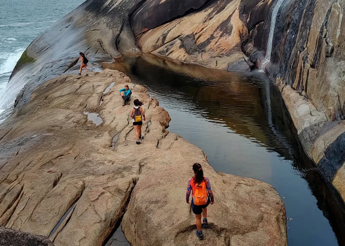 Travessia da Ponta da Juatinga + Saco Bravo